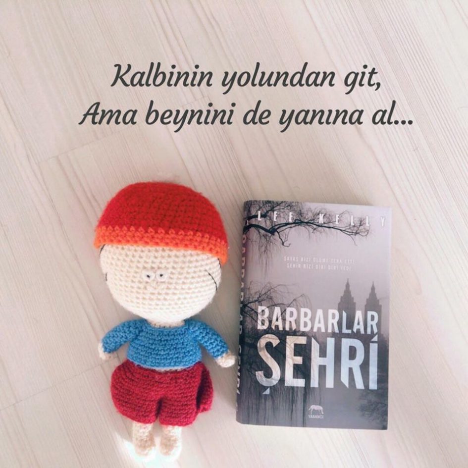 Barbarlar Şehri, Lee Kelly