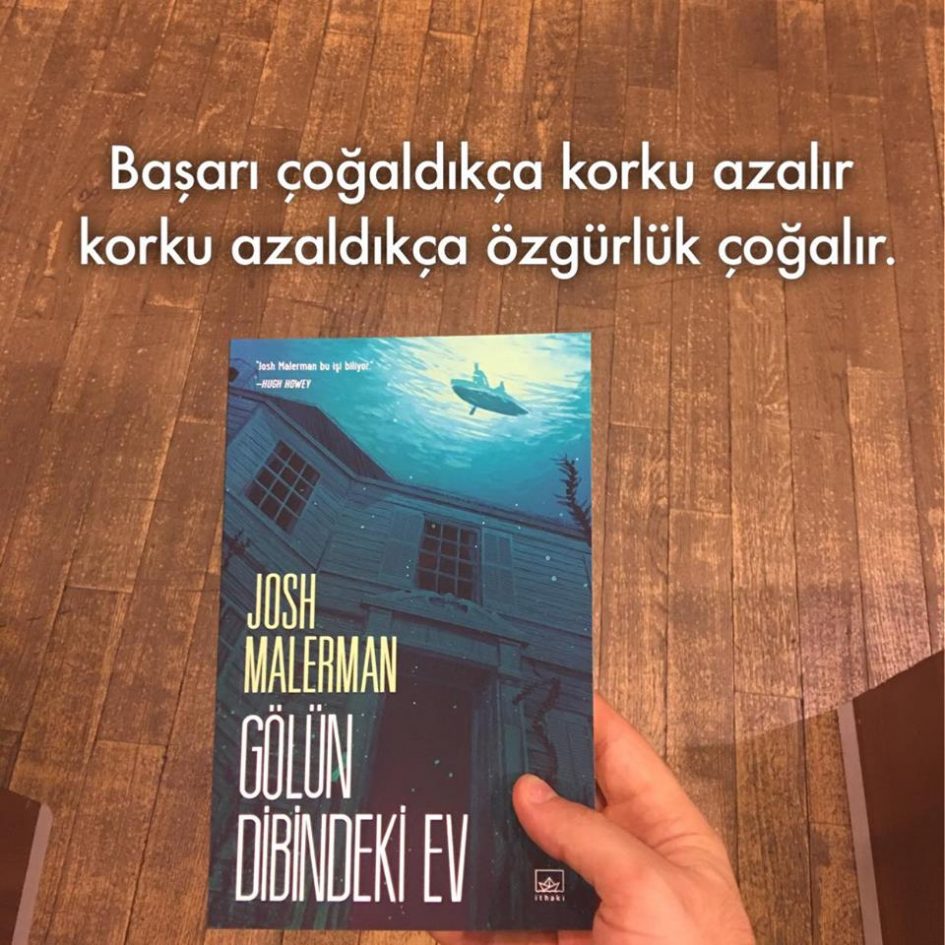 Gölün Dibindeki Ev (Başarı), Josh Malerman