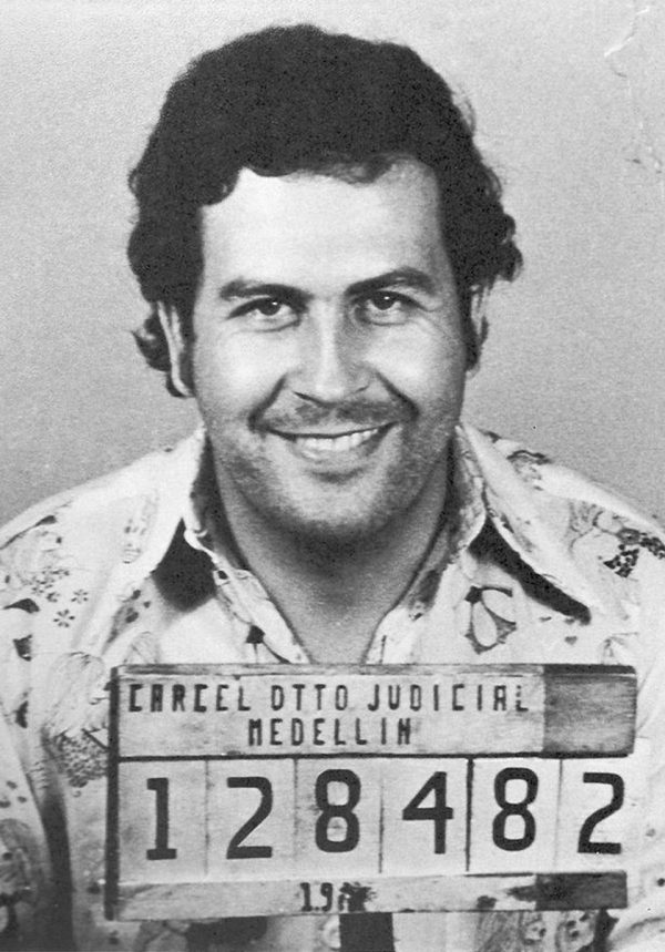 Kötü Adamlar, Pablo Escobar